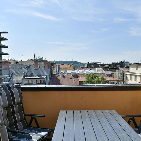 פראג Luxury Central Penthouse With Sauna, Terrace, 250M2, 5Bdrm, 3Bthrm מראה חיצוני תמונה
